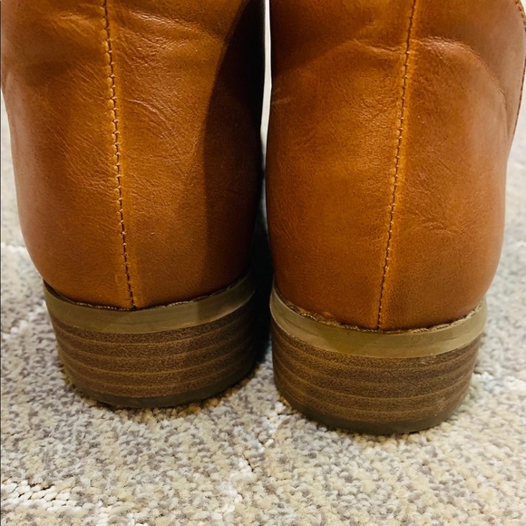 Shoes - Picture 4 of 6